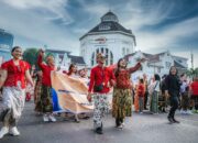 Kahiyang Ayu Bobby Nasution Lepas 6.500 Lebih Peserta Parade Kebaya Nusantara