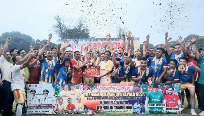 Teluk Mengkudu Juarai Turnamen Sepakbola Kades Sergai