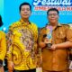 Bupati Simalungun Terima Penghargaan Tokoh Penggerak Koperasi Tingkat Sumut