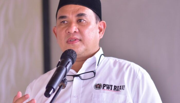 Zulmansyah Sekedang Plt Ketum PWI Pusat