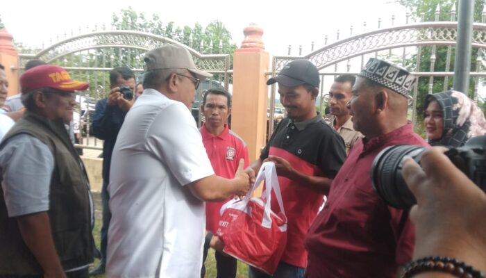 Pj Gubernur: Pemerintah Aceh Wajib Bantu Rumah Warga Terdampak Angin Kencang