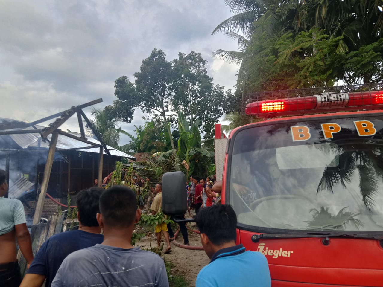 2 Rumah Musnah Terbakar Di Agara
