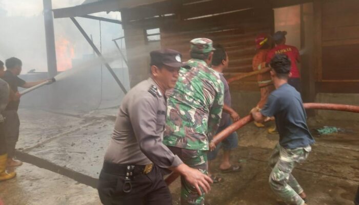36 Rumah Di Dokan Hangus Terbakar