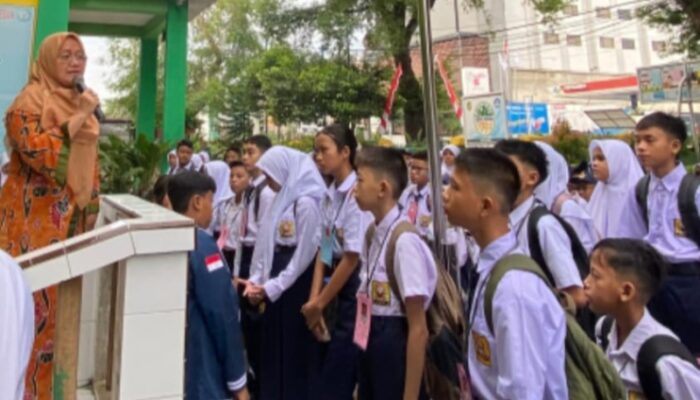 Siswa Baru Di UPT SMPN 7 Medan Antusias Ikuti MPLS
