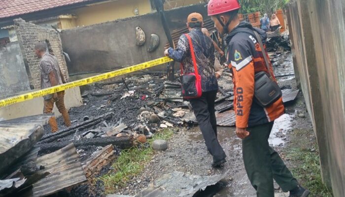 Rumah Terbakar Di Medan Marelan, Dua Penghuni Luka Bakar
