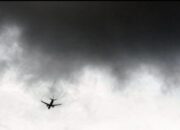 Saurya Airlines Jatuh, Pilot Selamat, 13 Penumpang Meninggal