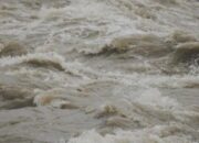 Vietnam Banjir Bandang Dan Longsor, 7 Tewas