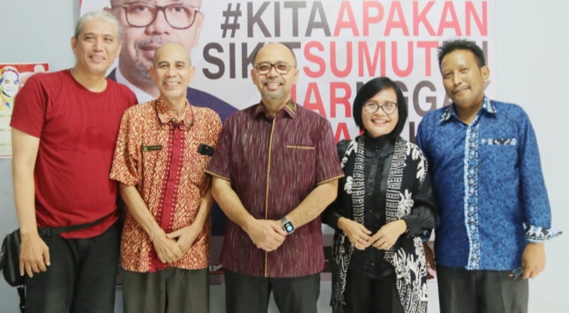 Seniman Minta Bacagub Barry Simorangkir Bangun Ekosistem Budaya