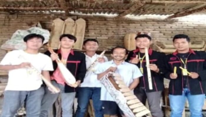 LPPM Universitas Quality PKM Berbasis Industri Kreatif Di Desa Purba Manalu