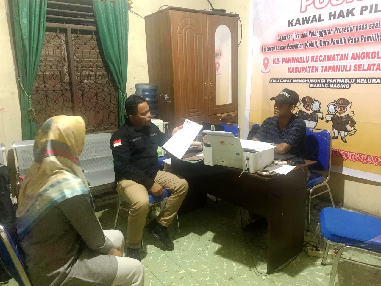 Bawaslu Tapsel Gelar Rakor, Panwascam Laporkan Temuan Dan Hasil Pengawasan Coklit Bawaslu Tapsel Gelar Rakor, Panwascam Laporkan Temuan Dan Hasil Pengawasan Coklit