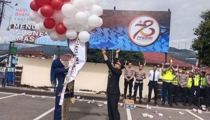 Hari Bhayangkara, Kapolres Agara Beri Piagam Penghargaan Hingga Wartawan Terbaik