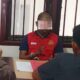 Penyidik menyerahkan tersangka AM dan barang bukti diserahkan ke JPU Kejari Aceh Timur di Idi, Kamis (4/7). Waspada/H. Muhammad Ishak