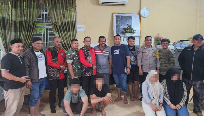 Dua Pasang Remaja Digerebek Warga Lagi Nyabu