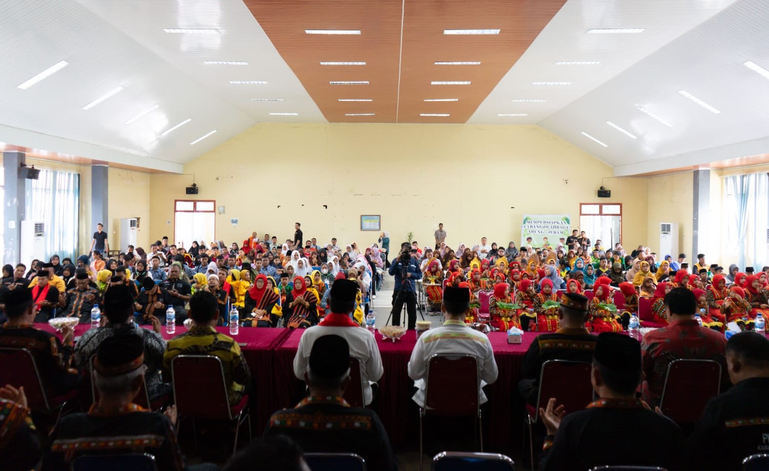 Pj Bupati Agara Buka Pekan Kebudayaan Sekolah Pj Bupati Agara Buka Pekan Kebudayaan Sekolah