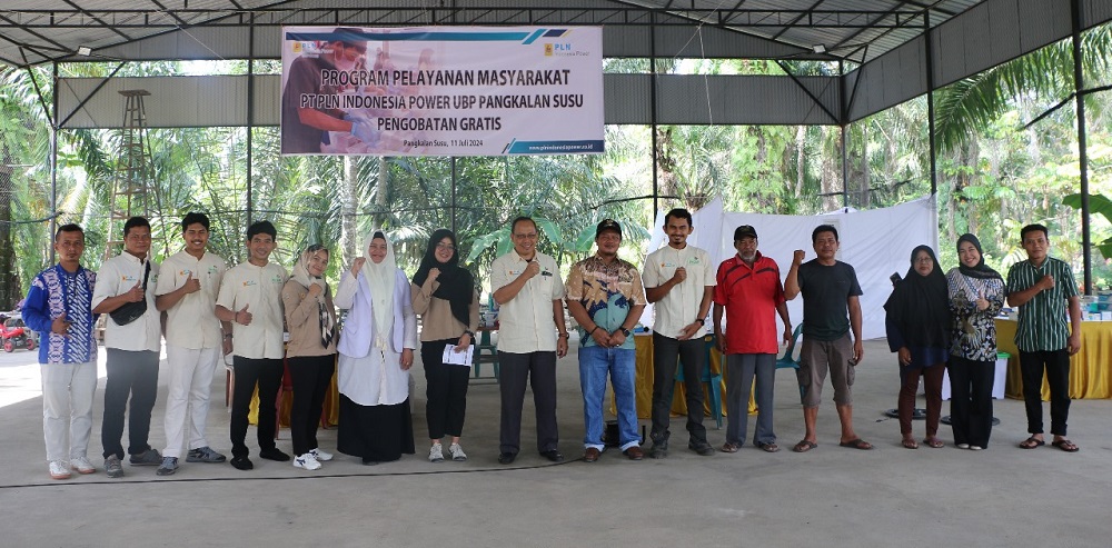 MANAJEMEN PLN IP UBP gelar pengobatan gratis buat masyarakat Desa Tangjungpasir. Waspada/Ist