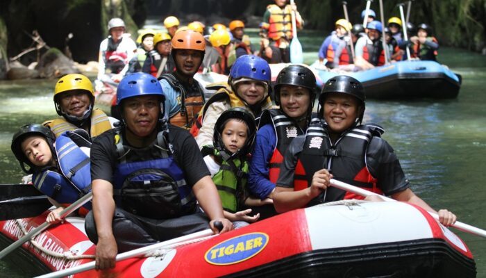 Adlin Tambunan Promosikan Wisata Arung Jeram Sei Bahbolon Sipispis