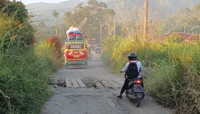 Jalan Simangambat Tapsel Butuh Perhatian Pemerintah