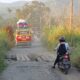 Kerusakan Jalan Simangambat, Kabupaten Tapanuli Selatan di sekitar wilayah Aek Torop Desa Nanggar Jati, Kecamatan Arse.(Waspada/Syarif Ali Usman)