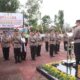 Kapolres Sumalungun saat memimpin upacara serah terima jabatan di Lapangan Apel Mapolres Simalungun, Jumat (12/7). (Waspada/ist).