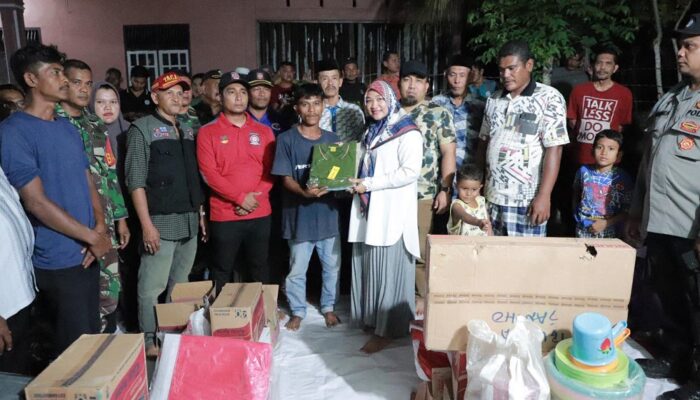 Korban Kebakaran Di Montasik Terima Bantuan