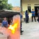 Simulasi dan pelatihan penanganan bencana kebakaran BRI BO Tanjungbalai. Waspada/Ist