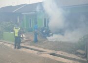 Babinsa Koramil Manyak Payed Dampingi Kegiatan Fogging