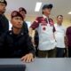Menkumham, Yasonna H. Laoly, melakukan inspeksi langsung terhadap implementasi sistem penjara pintar dan ruang kendali di Lapas Kelas IIA Ngaseman di Pulau Nusakambangan. Waspada/Ist