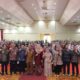 500 peserta dari UMKM Perempuan Aceh mengikuti kegiatan Program Pengembangan Kapasitas Usaha (PKU) berupa Sosialisasi Literasi Keuangan Syariah dan Pengembangan UMKM Perempuan Aceh di Banda Aceh, Senin (22/7). (Waspada/Ist)