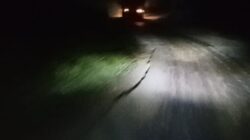 Aktivitas galian C diduga ilegal di Desa Lancat bermain malam hari, Selasa (23/7). Waspada/ist