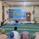 Para jamaah dari berbagai daerah ikut menyimak prosesi Tasmi' Al-Qur'an 30 Juz di Masjid Agung Darussalihin Idi, Aceh Timur, Senin (29/7). Waspada/H. Muhammad Ishak