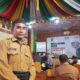 KEPALA Disperindagkop UKM, Kota Subulussalam H. Junifar, S.Sos di sela-sela mengikuti Pembukaan Musrenbang RPJPD Subulussalam Tahun 2025-2045. (Waspada/Khairul Boangmanalu) 