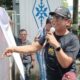 Foto dokumen Aktivis 98 asal Kabupaten Deliserdang Nugroho Wicaksono saat melakukan aksi demo di depan Kantor Bupati. (Waspada/ist)