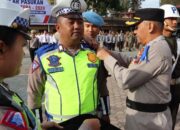 APEL Ops Patuh Toba 2024 berlangsung di halamam apel Polres Tanah Karo. Waspada/ Micky Maliki.