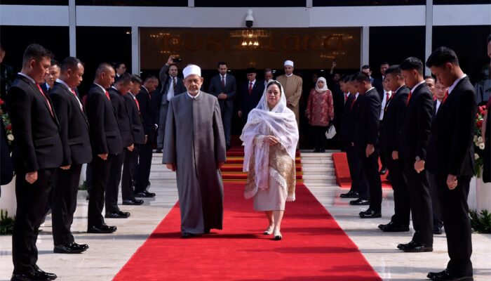 Ketua DPR – Grand Sheikh Al-Azhar Bahas Moderasi Islam Hingga Kemerdekaan Palestina