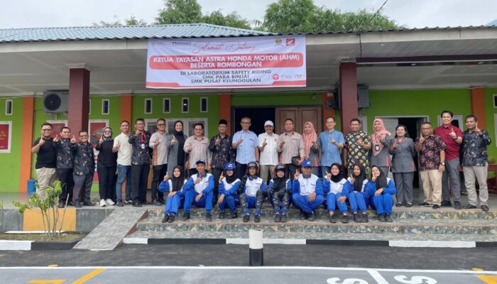 Honda Kunjungi Safety Riding Lab SMK PABA Binjai