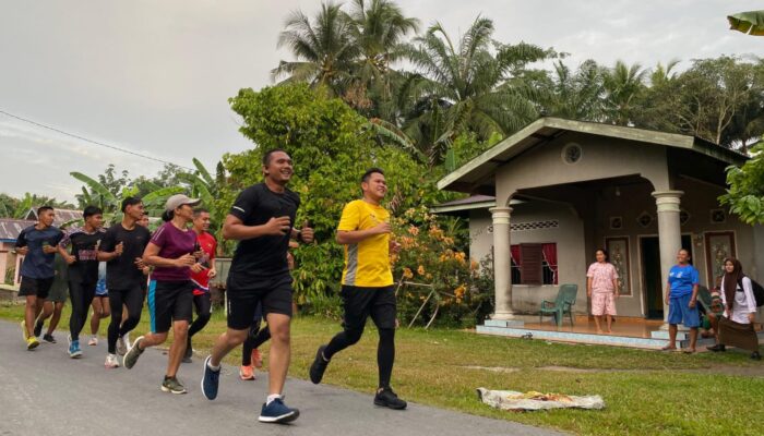 Jogging, Wabup Adlin Tambunan Silaturahim Dan Serap Aspirasi Warga