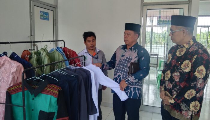 Hasil Jahitan Peserta Pelatihan BLKK Ponpes Ruhul Islam Diapresiasi