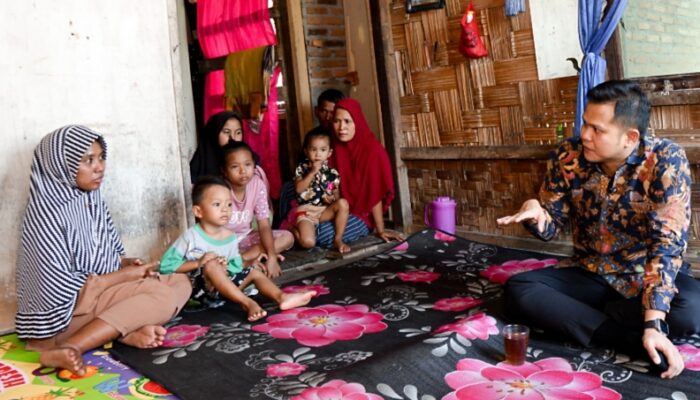 Terombang-ambing Di Selat Malaka Yanti Pegang Jasad Rekannya