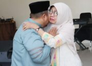 Profil Dolly Pasaribu, Bangun Tapsel Dengan Niat Tulus Dan Ikhlas