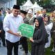 Tangis Haru Aisyah Terima Hadiah Umrah Dari Wali Kota Medan
