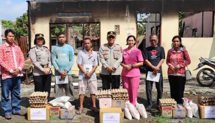 Wujud Kepedulian, Kapolres P. Siantar Bantu Korban Kebakaran