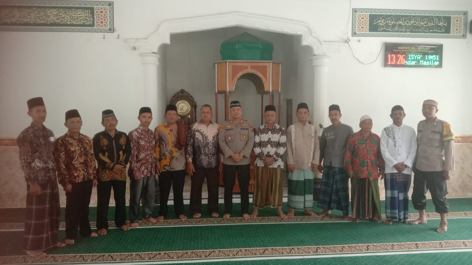 Kapolsek Perdagangan Gelar Jumat Curhat Di Masjid Al Ikhlas Bandar Silou