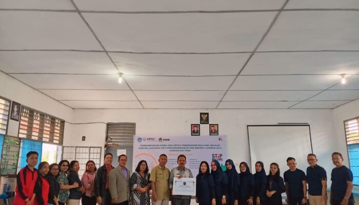 Tim PKM Unimed Dampingi Siswa SMA Cegah Bullying Lewat Aplikasi Andung