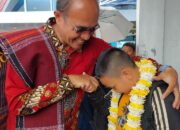 Kadisdikpora Toba Sambut Dua Siswa Berprestasi Peraih Medali Perak OSN Tingkat Nasional