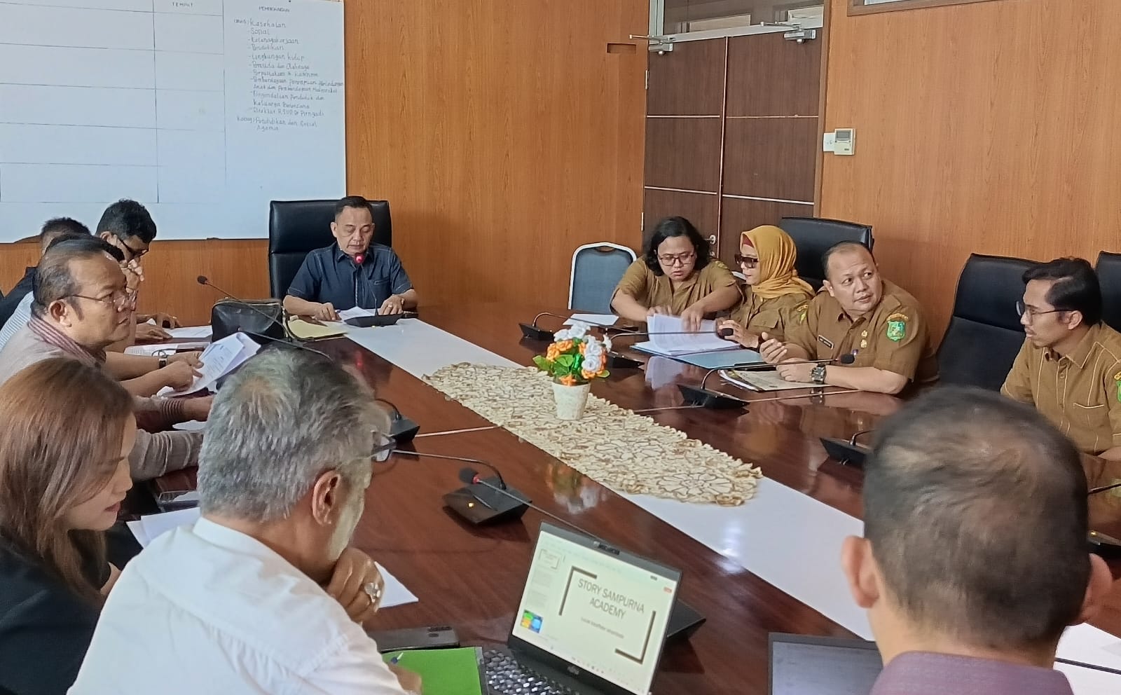 Komisi II DPRD Medan Minta SA Penuhi Keinginan Orangtua Siswa Korban Pemecatan