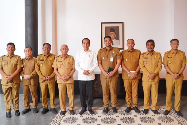 Foto-foto Pj Bupati Langkat Bersama Pj Gubsu Dan Kepala Daerah Se-Sumut Di IKN Foto-foto Pj Bupati Langkat Bersama Pj Gubsu Dan Kepala Daerah Se-Sumut Di IKN