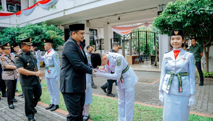 Bobby Nasution Kukuhkan 42 Anggota Paskibraka Kota Medan