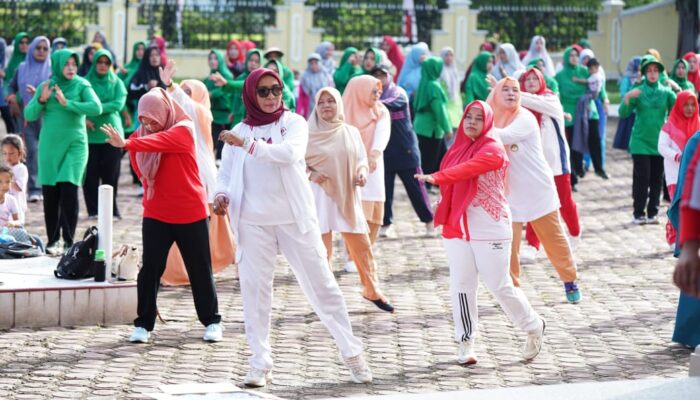 Fifa Dan YJI Senam Jantung Sehat