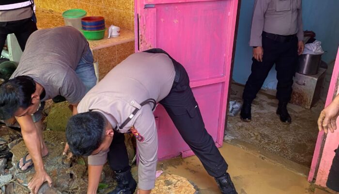 Longsor Timpa 3 Lokasi Di Kecamatan Sarudik