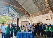 Tim Dosen UMA Dan UMN Edukasi Ibu-ibu Desa Batu Penjemuran Buat Obat Kumur Dari Daun Salam